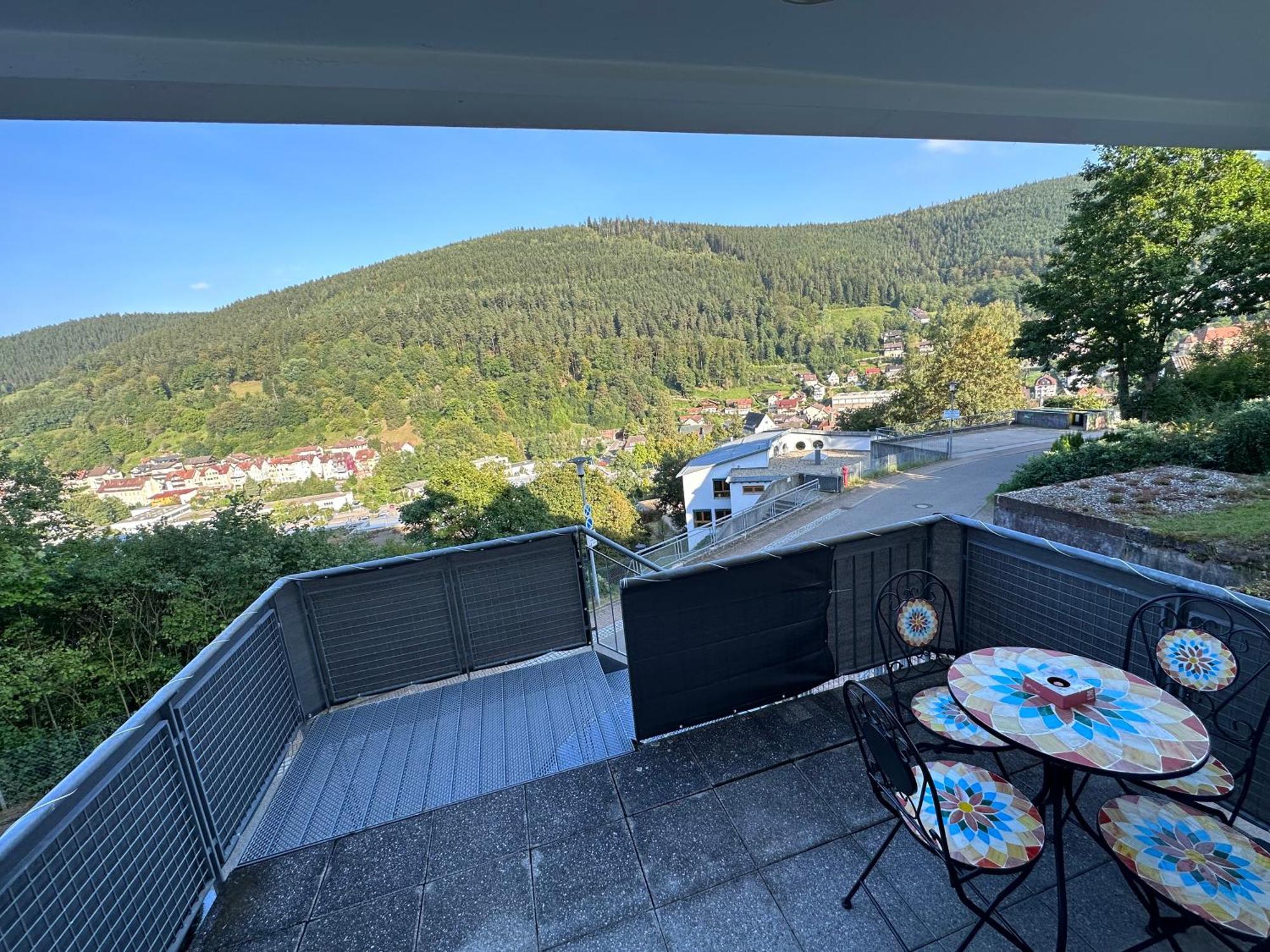 Appartamento Schwarzwald Maedl Bad Wildbad Esterno foto